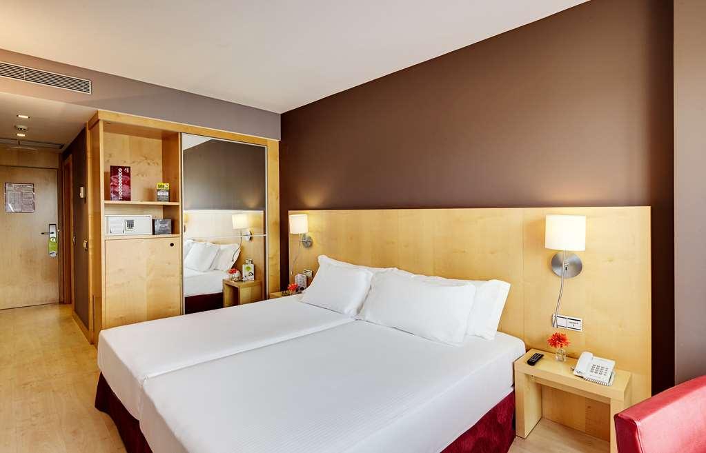 Hotel Sercotel Portales Logrono Room photo