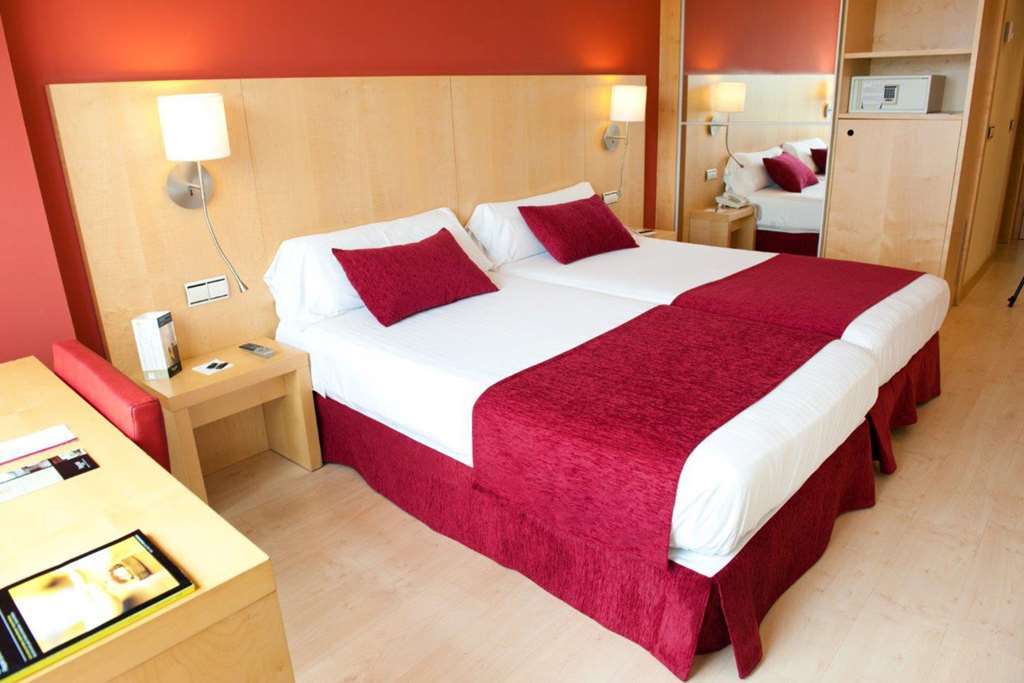 Hotel Sercotel Portales Logrono Room photo